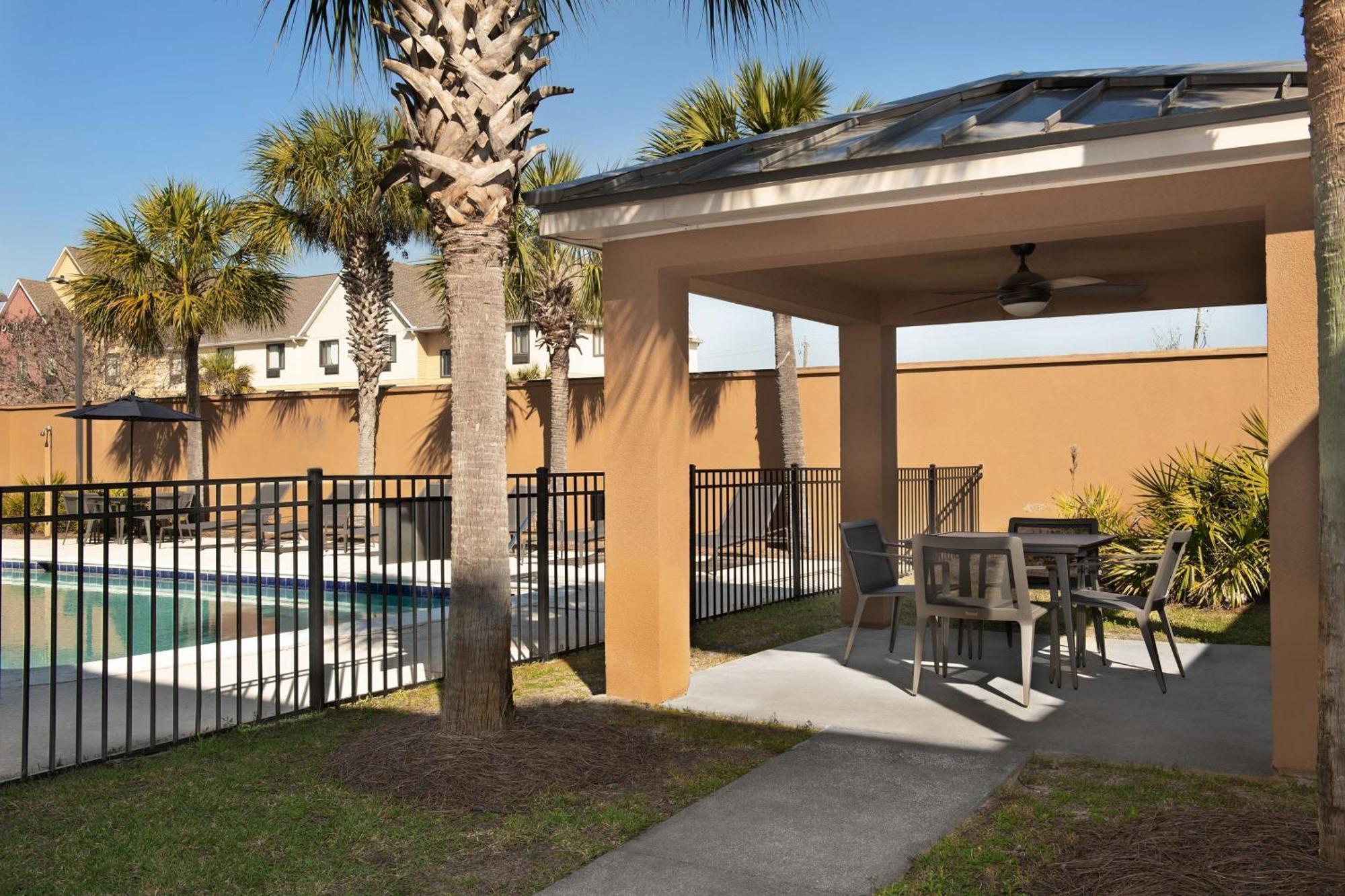 Courtyard By Marriott パナマシティ エクステリア 写真