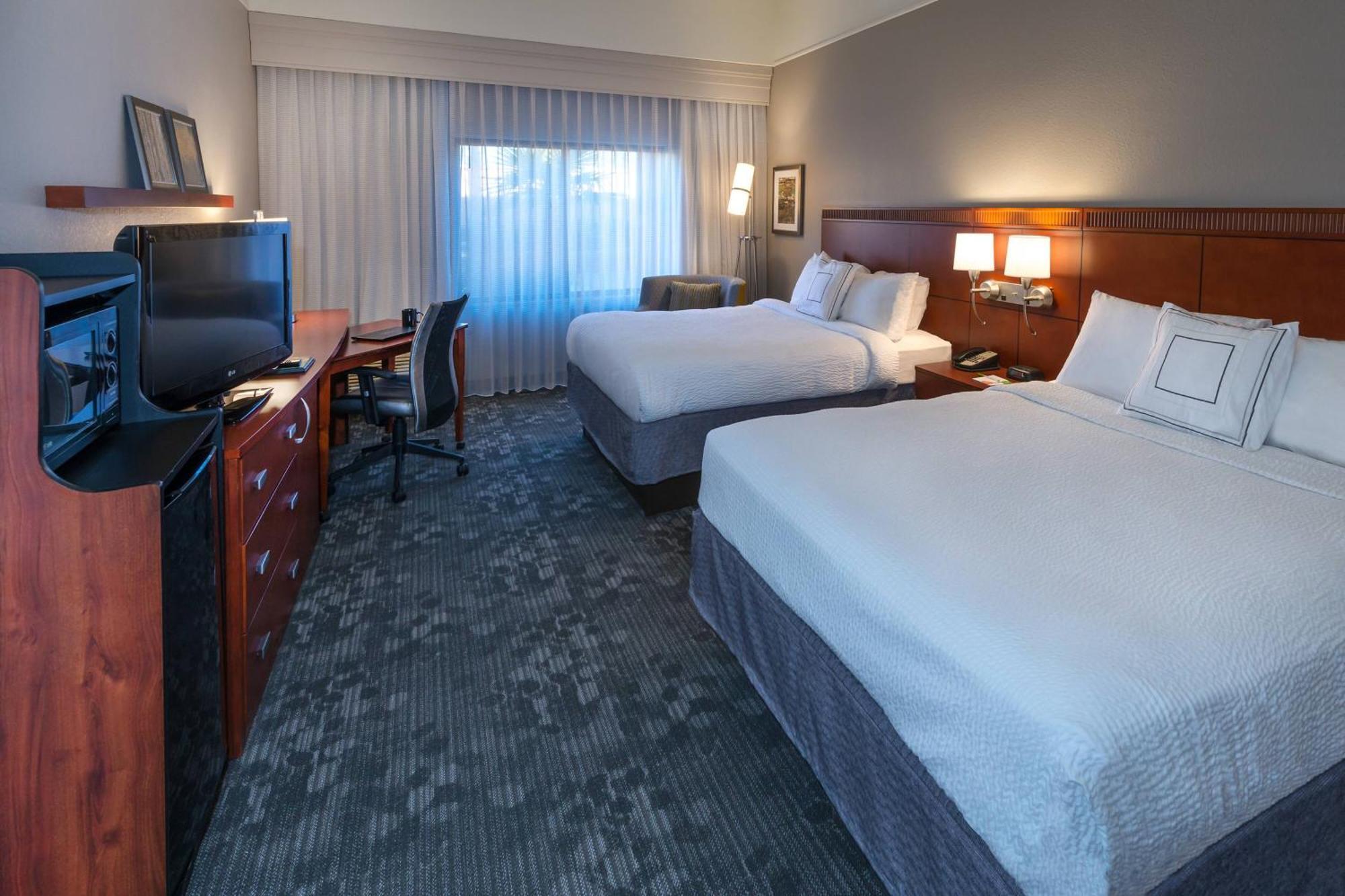 Courtyard By Marriott パナマシティ エクステリア 写真